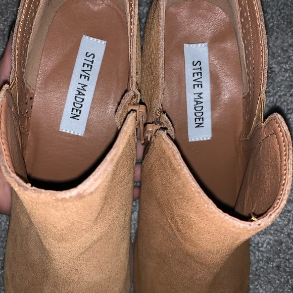 Steve Madden Booties - Picture 4 of 5